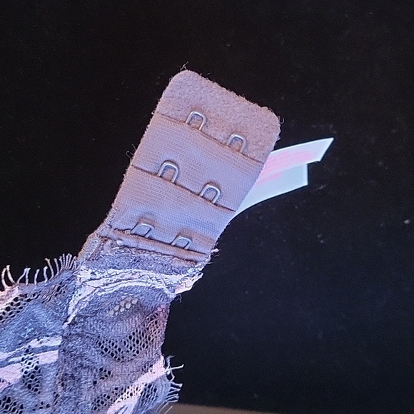 Victoria’s Secret PINK Padded Bralette / Bra Pastel Lace - Picture 7 of 9